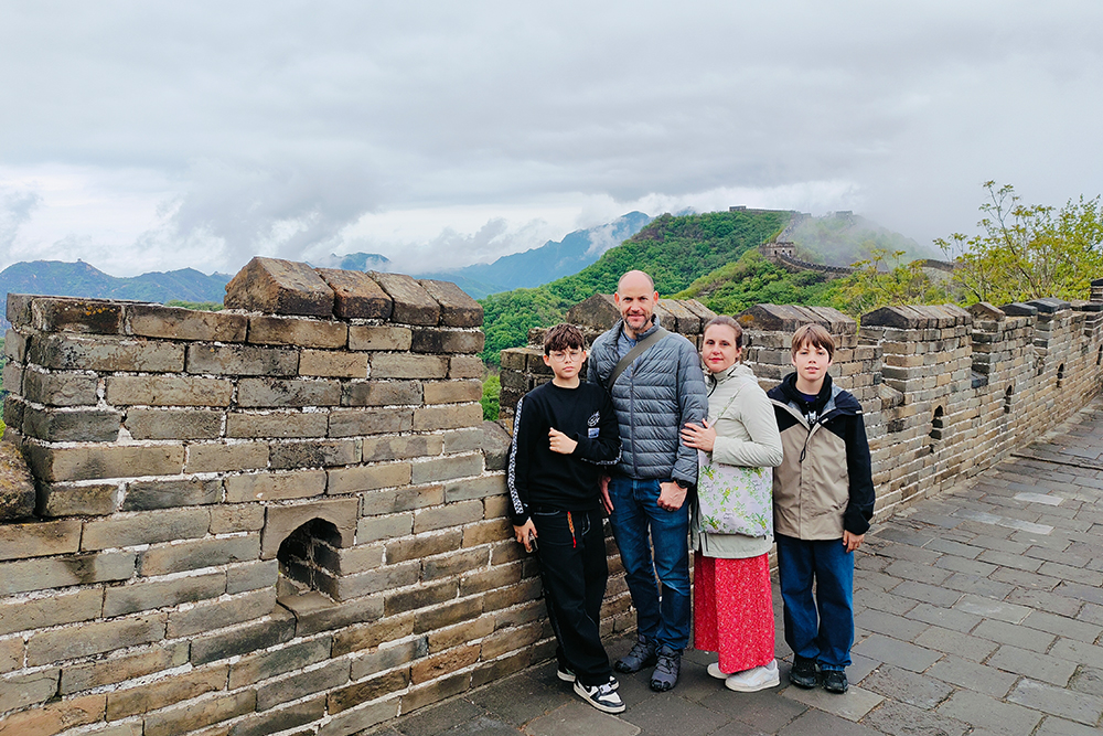 Tour 5 ,   Ming dynasty Emperor Tomb . Mutianyu Great Wall .