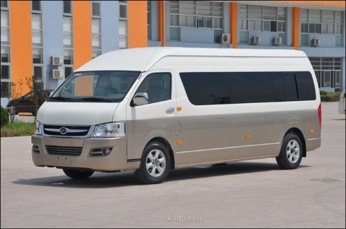 17 seats Van